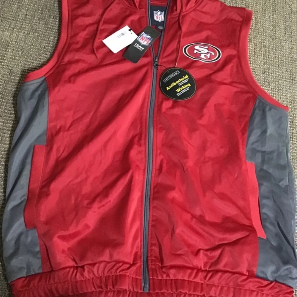 Brand new 49ers vest, tags on!